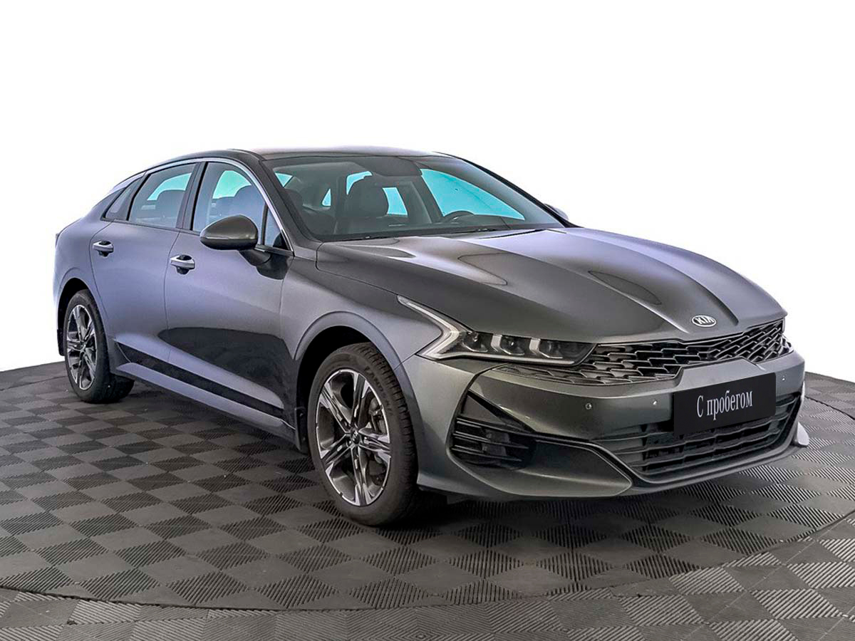 3762